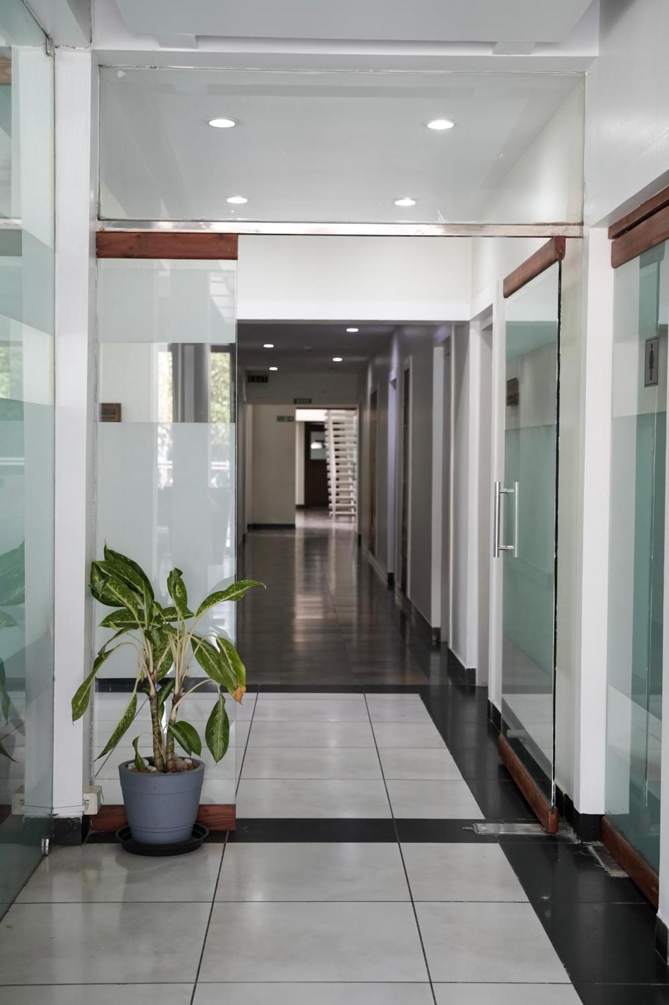 Hotel Palm Shore Palakkad Exterior photo